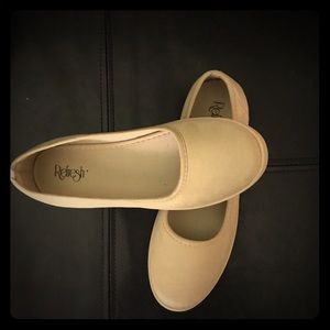 Slip on sneaker flats